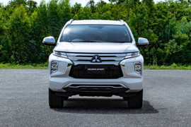 Mitsubishi Pajero Sport 2020 giá 987 triệu đồng có đáng mua?