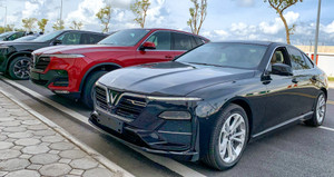 Xem tận mắt VinFast LUX A2.0 và SA2.0 chạy trên đường phố Việt Nam