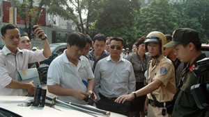 Cựu tổ trưởng 141 kể chuyện phát hiện côn đồ cầm súng colt đã lên đạn đi giữa đường