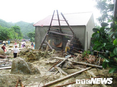 Không khí lạnh gây mưa toàn miền Bắc, vùng núi nguy cơ lũ quét, sạt lở đất
