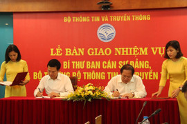Bàn giao nhiệm vụ Bí thư Ban cán sự Đảng, Bộ trưởng Bộ Thông tin và Truyền thông