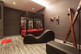 Khách sạn trang trí phòng bạo dâm ở Cần Thơ bị yêu cầu tháo dỡ