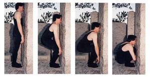 Ngỡ ngàng hình phạt 'úp mặt vào tường' lại có ích cho sức khỏe đến thế!