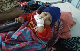 Quảng Bình: Hy hữu bé 5 tháng tuổi bị sỏi thận