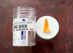 Người nhà 'móc miệng' lấy đồ chơi khiến bé trai suýt tử vong