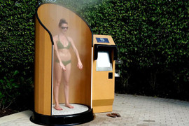 Máy tự động thoa kem chống nắng hoạt động như thế nào?