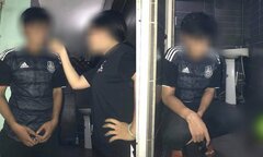 Xôn xao clip bắt tận tay nam thanh niên vào quán cafe quay lén toilet nữ