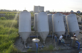 Video: Trạm nước sạch hàng chục tỷ đồng đắp chiếu 7 năm tại Hà Nội