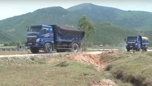 Người dân Quảng Bình mất ăn mất ngủ vì xe trốn BOT, đi vào đường làng