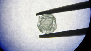 Video: Nga tìm thấy viên kim cương kép quý hiếm đầu tiên trong lịch sử