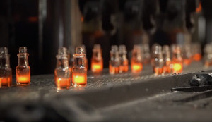 Video: Chai dầu gió được sản xuất như thế nào?