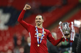 8 dấu mốc đáng nhớ của Ibrahimovic ở MU