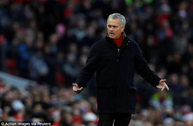 Bị Man City bỏ xa 12 điểm, Mourinho đòi MU chi thêm tiền