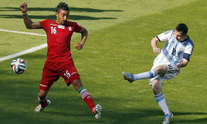 Asian Cup 2019: Đối thủ của tuyển Việt Nam từng làm khổ đội bóng của Messi thế nào?