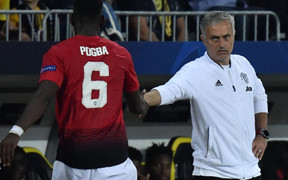 MU bị Wolverhampton cầm hoà, Pogba ngầm chỉ trích Mourinho
