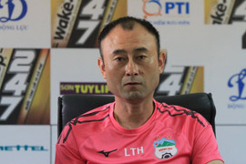 HLV Hàn Quốc tiết lộ thay đổi mấu chốt để HAGL thăng hoa ở V-League