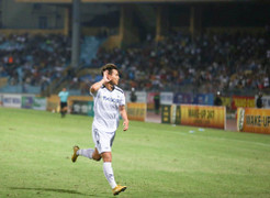 Văn Thanh, Văn Toàn toả sáng, HAGL đá trận hay nhất từ đầu mùa