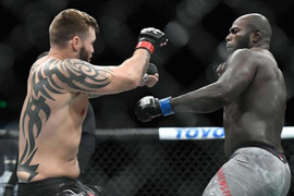 Clip: Võ sĩ MMA hạ knock-out đối thủ trong 9 giây