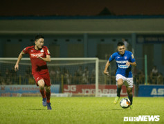 Vì sao HLV Hàn Quốc không thể đưa công thức chiến thắng ở tuyển Việt Nam về HAGL?