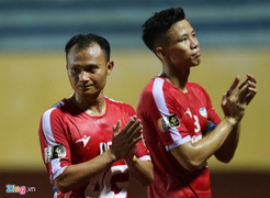 Tuyển Việt Nam có thể mất Văn Hậu, Trọng Hoàng ở trận gặp Thái Lan