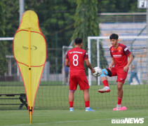 HLV Park Hang Seo nhận tin vui từ Trọng Hoàng, Văn Hậu