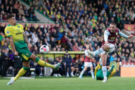 Cầu thủ vô danh làm điều chưa từng có ở Ngoại hạng Anh