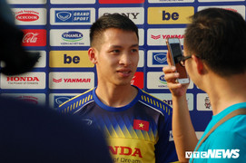 Tiền vệ Hùng Dũng: 'Không có chuyện cầu thủ Hà Nội FC chán bóng đá'