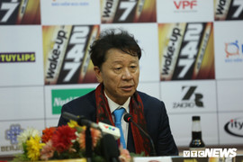 HLV Hàn Quốc: Vô địch không quan trọng, CLB TP.HCM đâu phải đá V-League mỗi mùa này