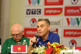 HLV Rodrigo: 'Tuyển Việt Nam muốn vào chung kết AFF HDBank Futsal Championship 2019'