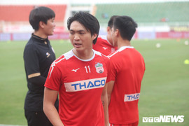 Video: Pha kiến tạo đẳng cấp thế giới của Tuấn Anh cho Minh Vương ghi bàn