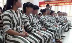 Nữ phạm nhân được gặp chồng tại phòng riêng