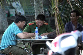 Kẻ sát hại cha mẹ vợ ở Sài Gòn ra đầu thú