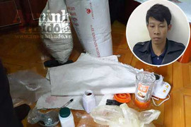 Bắt quả tang nam thanh niên chế tạo thuốc pháo trong nhà nghỉ