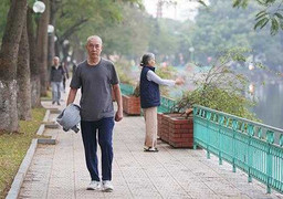 Mùa đông quái đản 2016 nóng như mùa hè: Miền Bắc sắp không còn mùa đông?