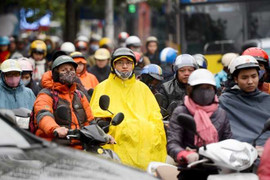 Không khí lạnh tràn về, Bắc Bộ chìm trong mưa rét