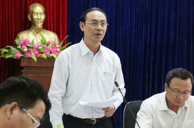 Thứ trưởng Giao thông: 'Hành khách đến sớm 3 tiếng thì phải ăn, ngủ ở sân bay à?'