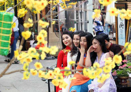 Thời tiết hôm nay mùng 3 Tết: Miền Bắc đón không khí lạnh, Nam Bộ nắng ấm