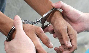 Trốn truy nã 15 năm, 'trùm' ma tuý bị bắt đúng ngày về nước