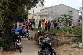 Người đàn ông độc thân tẩm xăng tự thiêu lúc rạng sáng