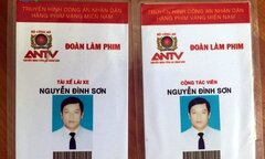 Đeo thẻ phóng viên truyền hình đi buôn dưa hấu