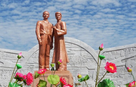 Cuộc chia tay lịch sử của Nguyễn Tất Thành và cha