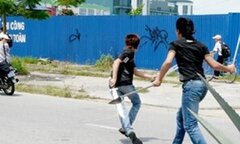 Đi trả thù cho bạn bị bạn đối thủ đâm chết