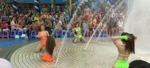 Dàn chân dài mặc bikini nhảy nhót phản cảm trước hàng trăm trẻ em: Sở Văn hóa TP.HCM vào cuộc