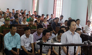 Thanh tra giao thông nhận hối lộ tiền tỷ để chạy chức?