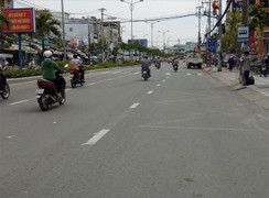 Truy tìm tài xế taxi tông chết người rồi tăng ga bỏ trốn ở Cà Mau