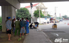 Đi thăm người thân về, hai cha con bị xe tải tông chết thương tâm