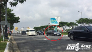 Video: Đoàn xe chở Tổng thống Nga Putin lướt bon bon trên phố Đà Nẵng