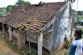 'Gá' tên 'con ông cháu cha' vào danh sách hộ nghèo để trục lợi ở Phú Thọ