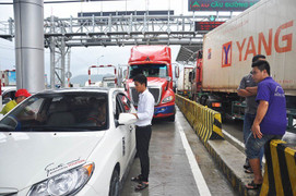 Bộ GTVT không đồng ý giảm phí, tài xế tiếp tục phản đối trạm BOT Ninh An