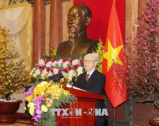 Tổng Bí thư chúc Tết lãnh đạo, nguyên lãnh đạo Đảng, Nhà nước